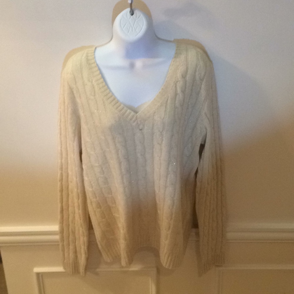 Lord and Taylor cashmere sweater